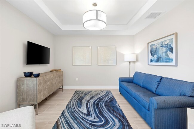 Photo - 9124 Snowy Owl Wy