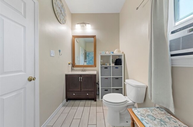 Photo - 1571 Highland Park Way