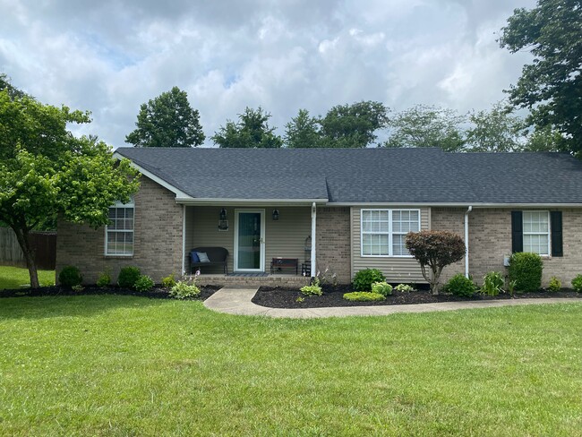 Front of Home - 161 Honeysuckle Dr House