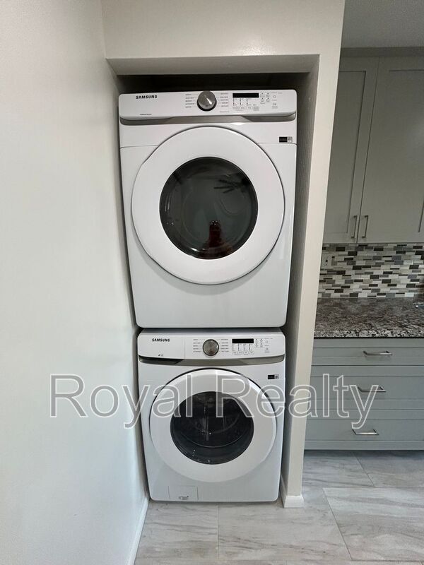 Photo - 94-521 Makohilani St. Unidad #1006