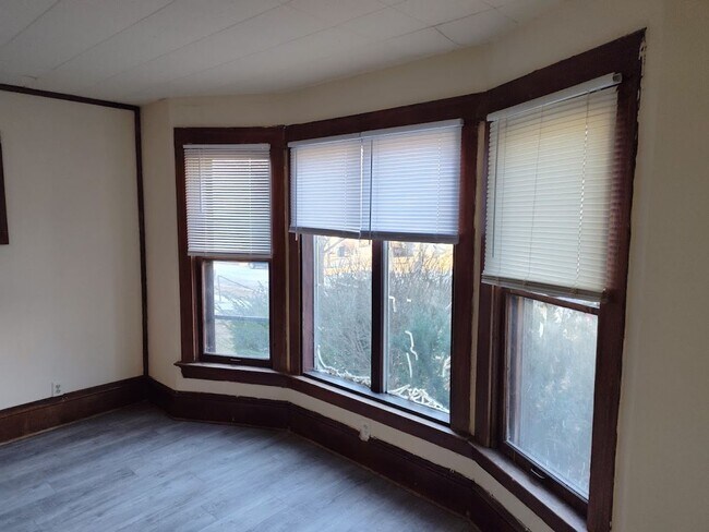 3319 W Juneau Ave Unit 3319