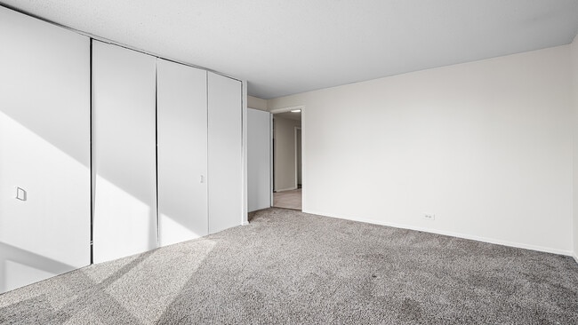 Photo - 899 S Plymouth Ct Unidad 503