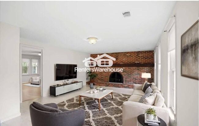 Photo - 2702 Muskogee St