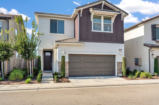 Photo - 2815 N Leya Dr