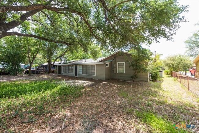Building Photo - 125 Palmo Dr Rental
