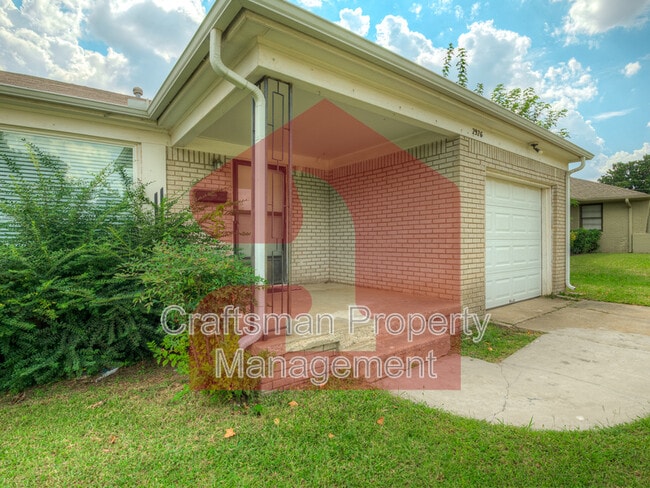 Photo - 2926 NW 72nd St