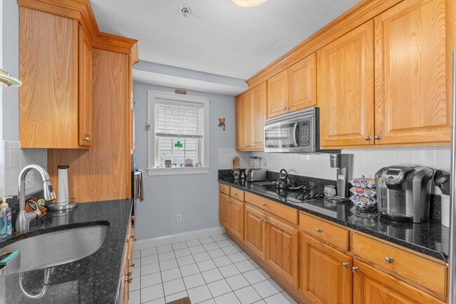 Photo - 21 Wall St Unit B