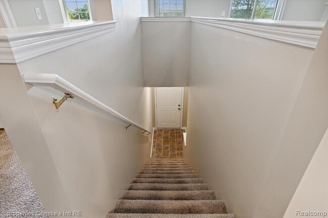 Photo - 22009 Fairlane Blvd