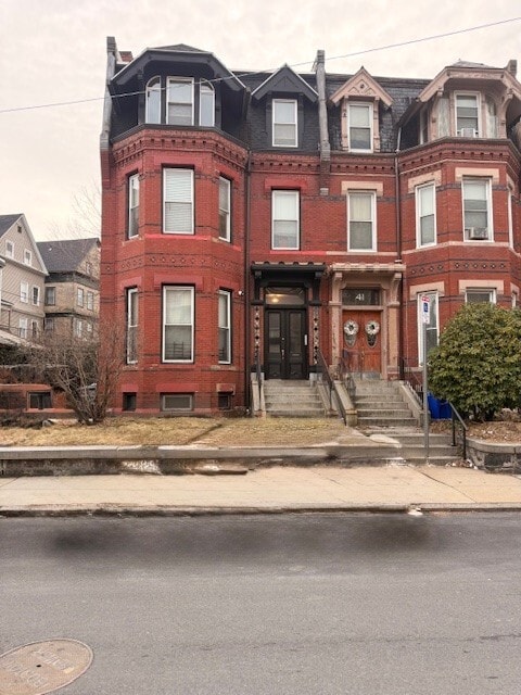 Building Photo - 43 Moreland St Unit 3