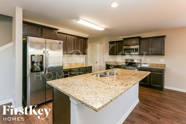 Photo - 181 Ashby St