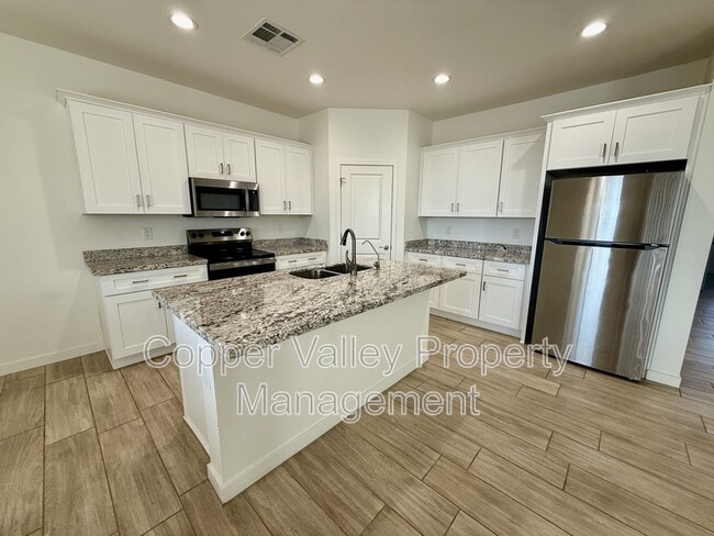 Photo - 15831 W Jomax Rd