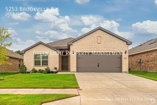 Building Photo - 5753 Brookville Dr Rental