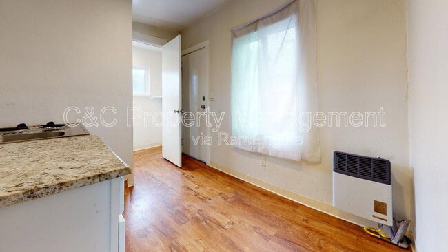 Photo - 780 Amador Ave Unit B