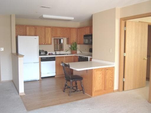 Photo - 605 Barrington Ave Unidad 208