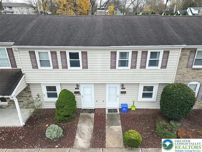Building Photo - 2080 Johnston Dr Rental
