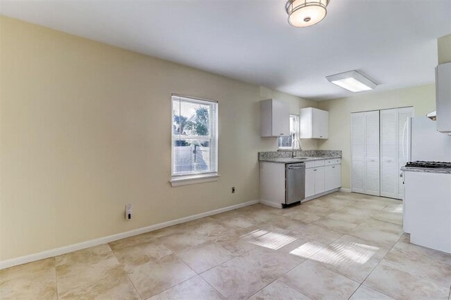 Photo - Adorable Amelia Island Beach Cottage – 2BR...