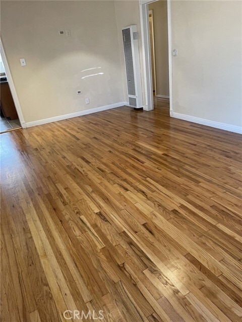 Photo - 14823 Longworth Ave