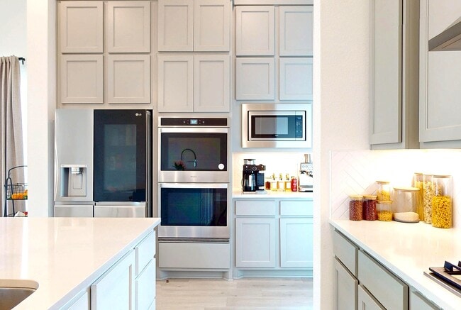 Photo - 4611 Columbus Dr