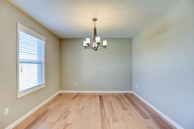 Photo - Beautiful 5 bed, 4 bath-Prairie Crossing, ...