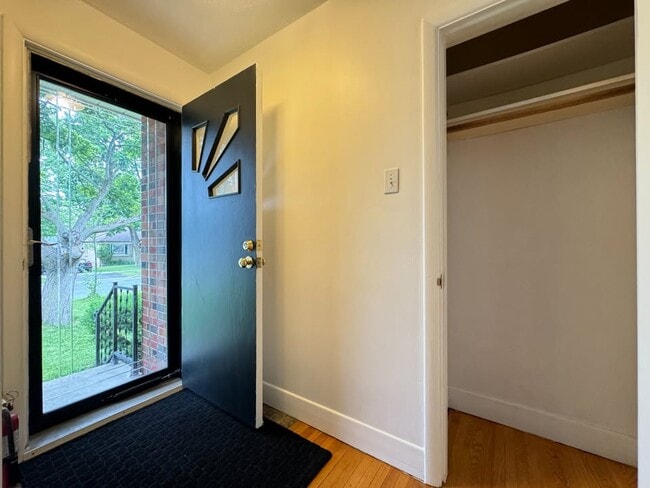 Photo - Upper level-73 Eugenia Street Barrie