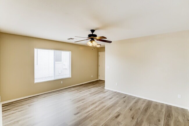 Photo - 1105 S 225th Ave