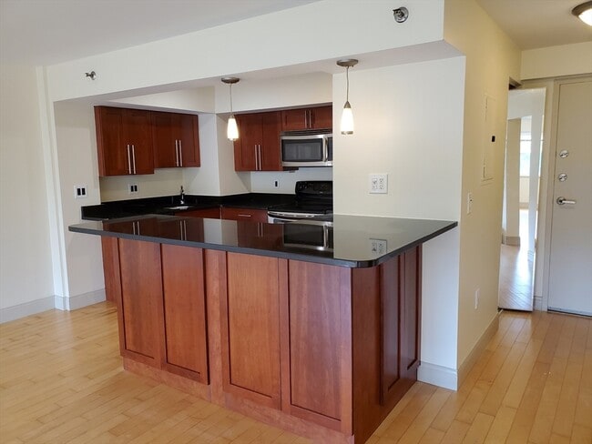 Photo - 1600 Beacon St Unit 806