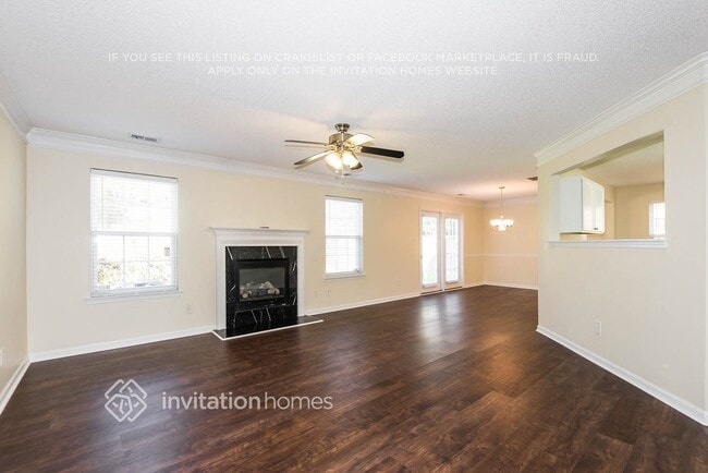 10300 Haddington Dr
