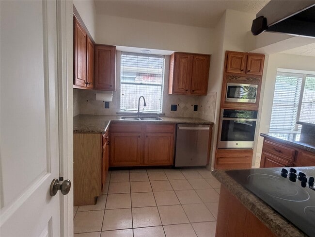 Photo - 3806 Carya Cir