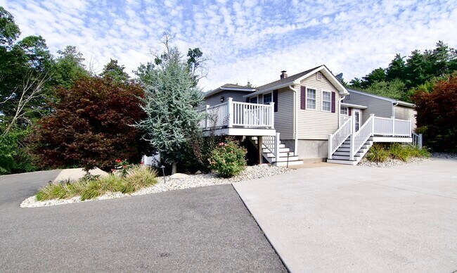 39 Isaac Bradway Rd