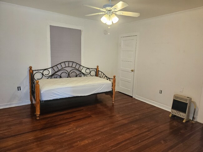Photo - 1511 N Dupre St House