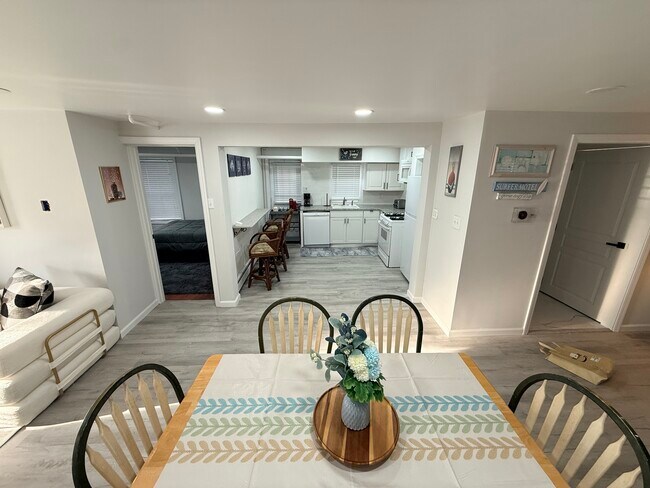 Photo - 8 N Nashville Ave