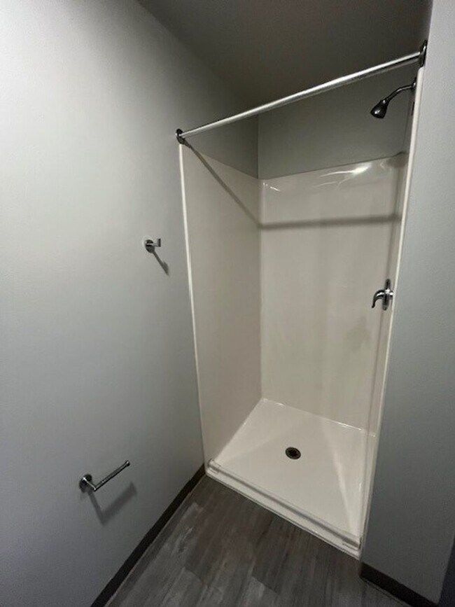 Photo - Fauntleroy Lofts - West Seattle Micros. 3-12 month leases.