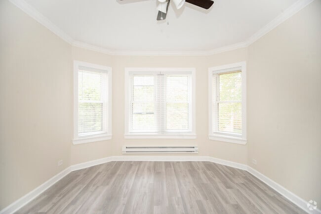 Building Photo - 646 W Roscoe St Unit 646-3n Rental