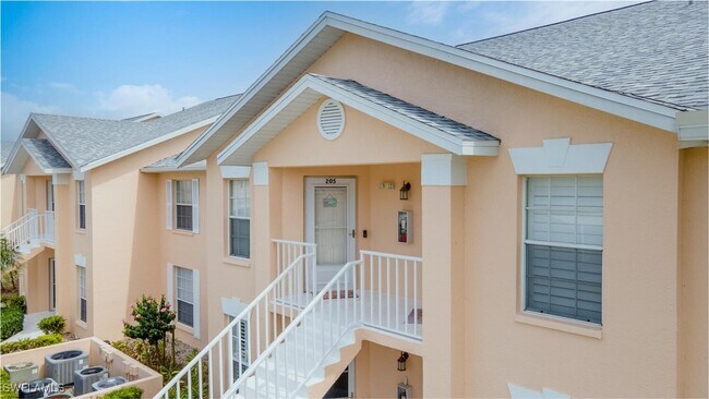 Building Photo - 760 Wiggins Lake Dr Unit 205