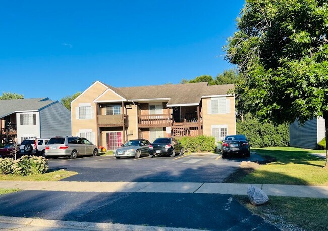 Photo - 653 Swan Dr Apartments Unit 2B