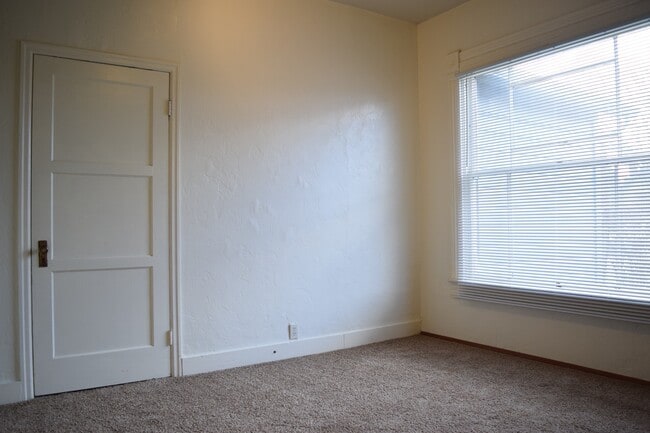 Photo - POL5 Unidad 458