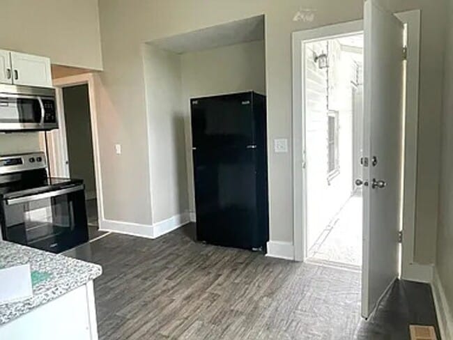 Photo - 2912 Mason St