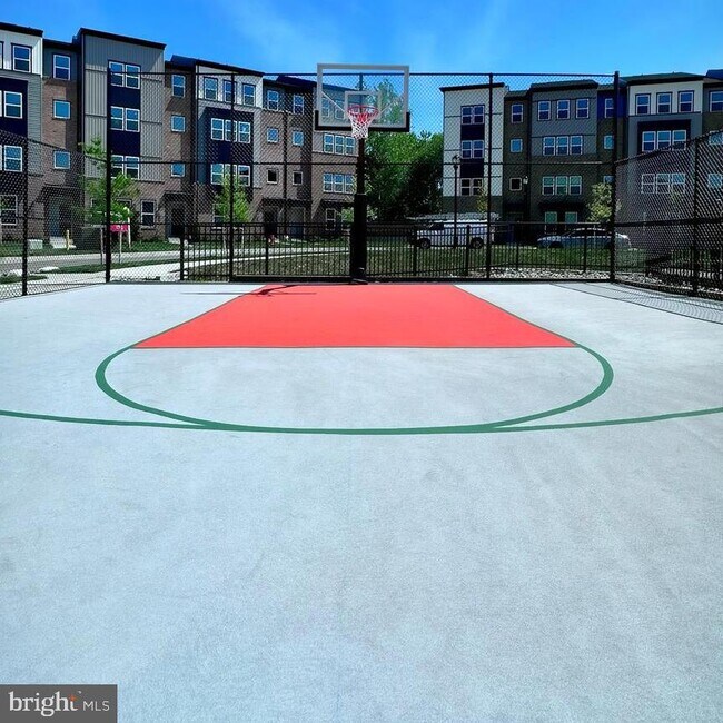 10110 Seattle Slew Ln Unit C