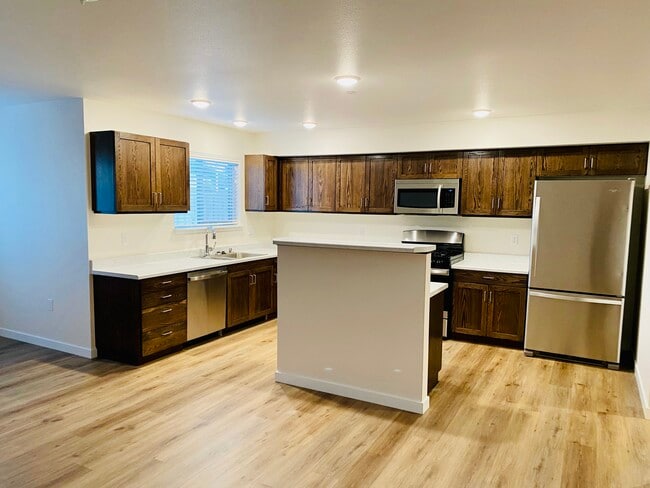Photo - 808 D St Unit A