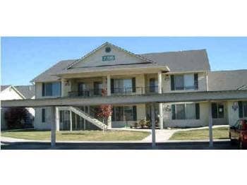 Front - 2709 Wildwood Cir