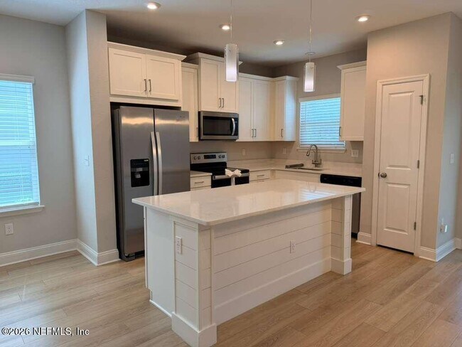 Photo - 12039 Calvesta St