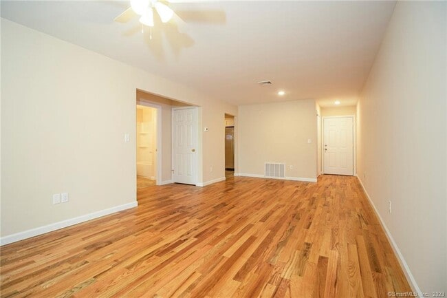 Photo - 685 Success Ave Unit 21