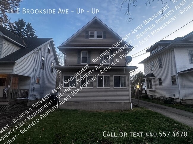 Building Photo - 44 E Brookside Ave Unit Up