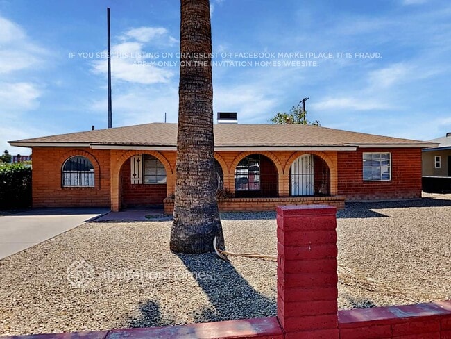 Photo - 402 N 47th Pl House