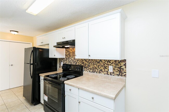 Photo - 296 Flower Ln