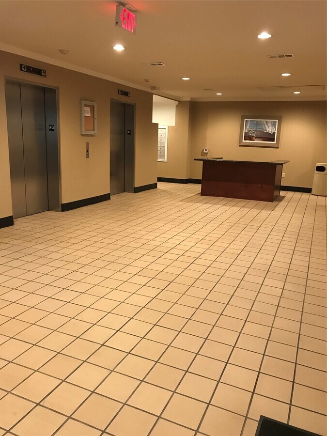 Photo - 7575 Kirby Dr Unit 2403