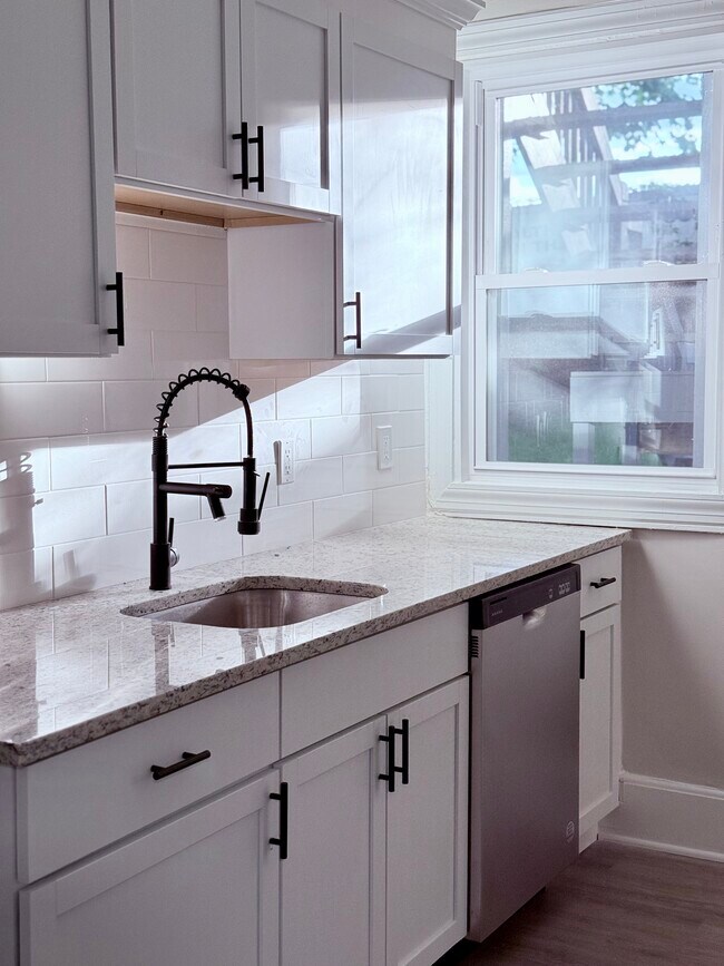 Photo - 37 Southfield Ave