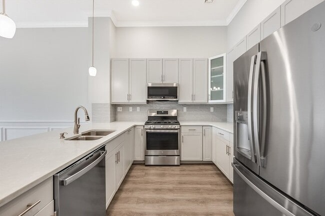 Photo - Modern 1BR Condo with Balcony & Luxury Amenities at Wellington Woods Unit A404