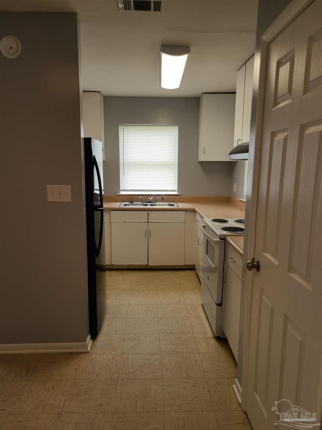 Photo - 907 N N St