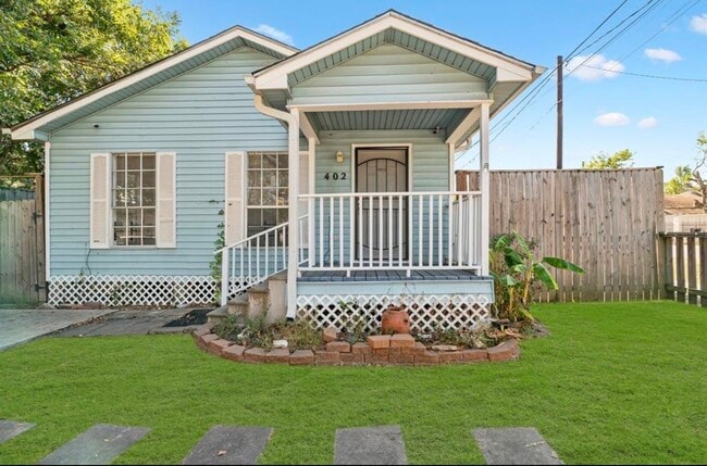 Photo - 402 Paschall St